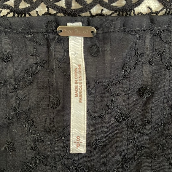 Free People Lace Blouse Sz SP - Picture 3 of 3